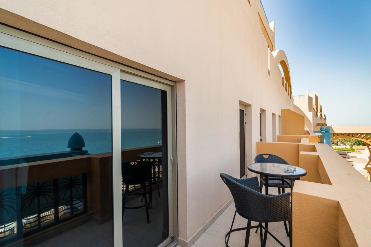 Simply Comfort In Sarai Palm Jumeirah Dubái Exterior foto